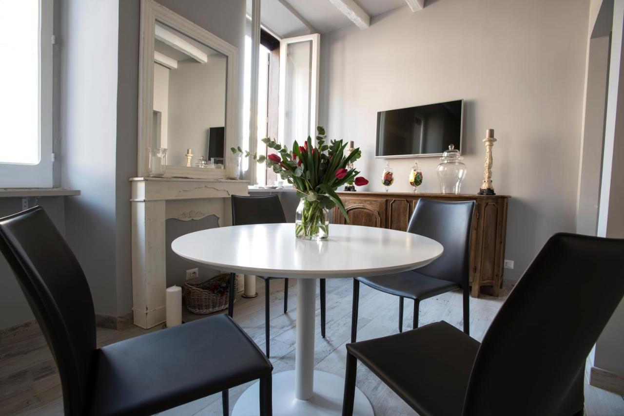 Trevi Luxury Maison Rome Exterior photo